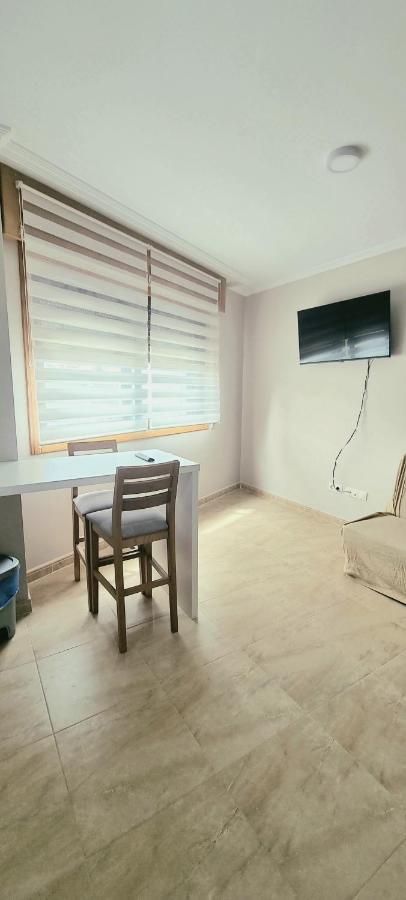 Estudio En Villalonga Pontevedra Luaran gambar
