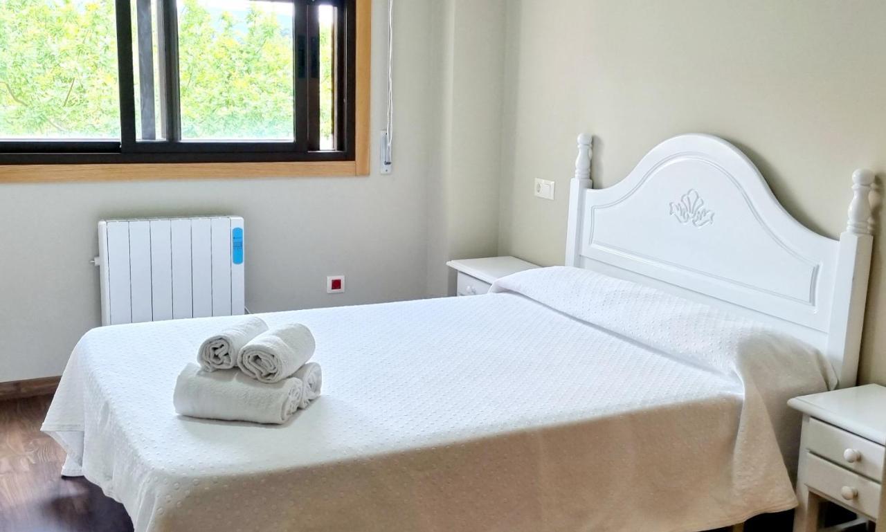 Estudio En Villalonga Pontevedra Luaran gambar